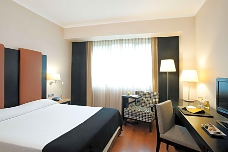 Standard Double or Twin Room with View Free Parking Promo
