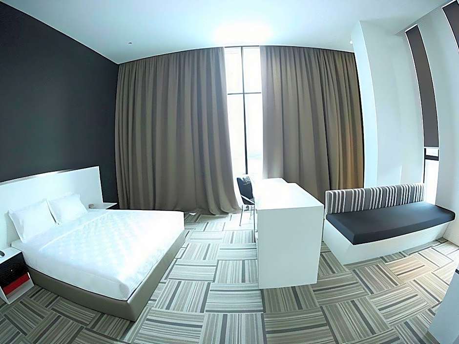 Beverly Hotel