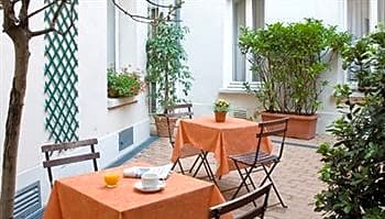 Hotel at Gare du Nord