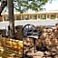 Redrock Country Inn