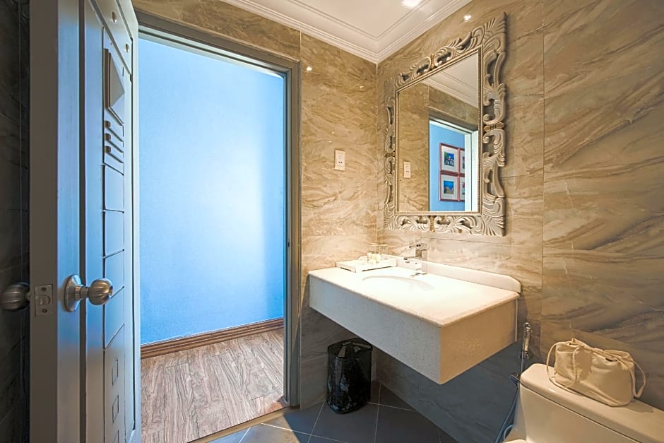 A & Em Corp - The Petit Hotel