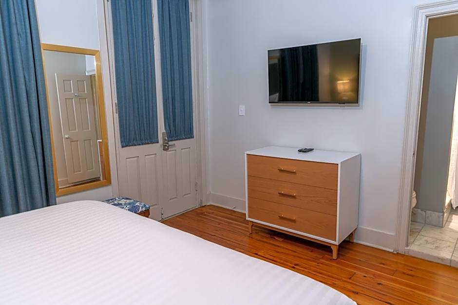 Inn On St. Ann, A French Quarter Guest Houses Property