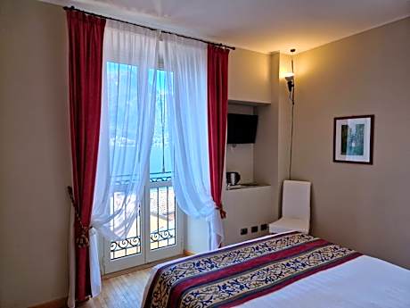 Double Room with Lake View