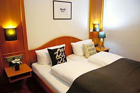 Twin - 2 double beds