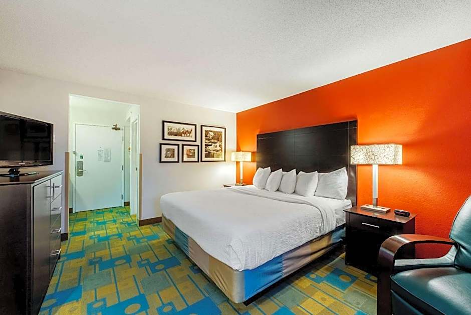 La Quinta Inn & Suites by Wyndham Mansfield, Oh