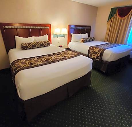 Queen Room with Two Queen Beds - Non-Smoking