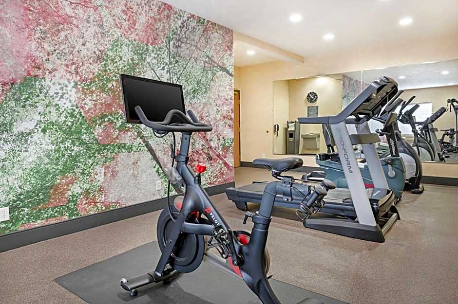 Best Western Plus Howe Inn