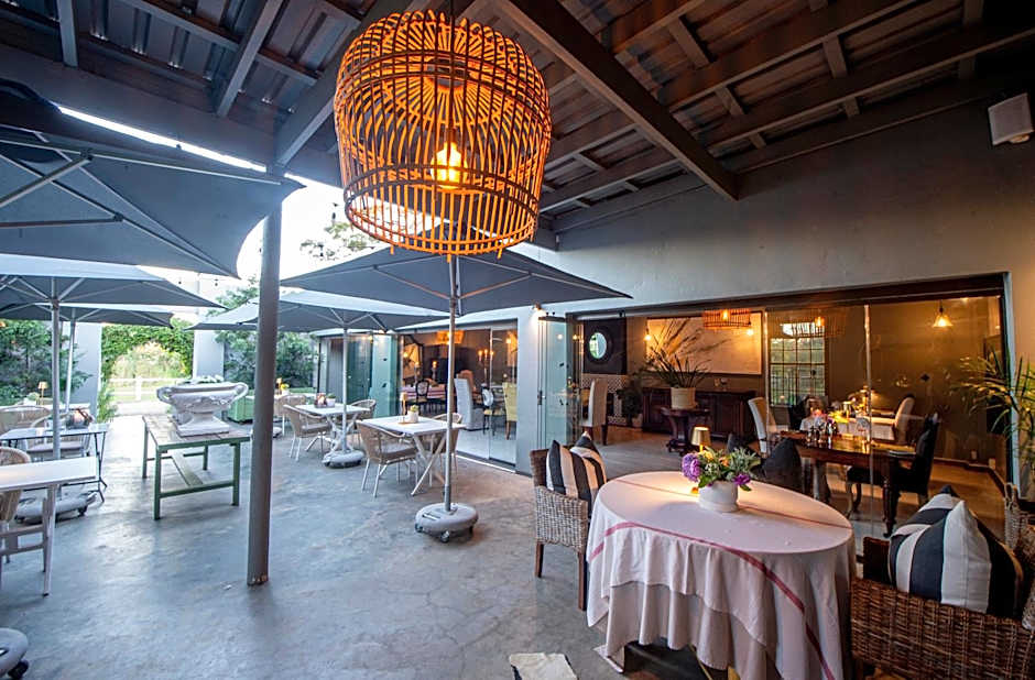 Lairds Lodge Country Estate