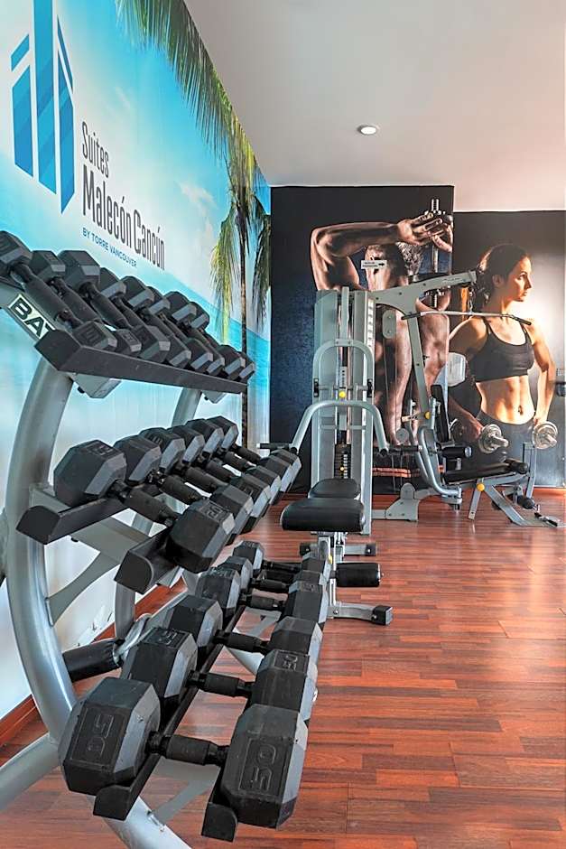 Suites Malecon Cancun