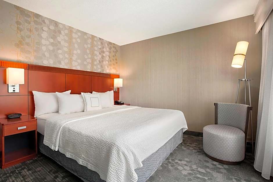 Courtyard by Marriott Springfield