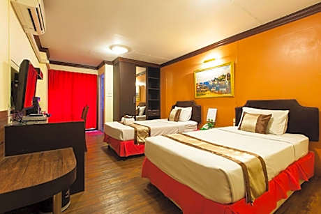 Deluxe Twin Room
