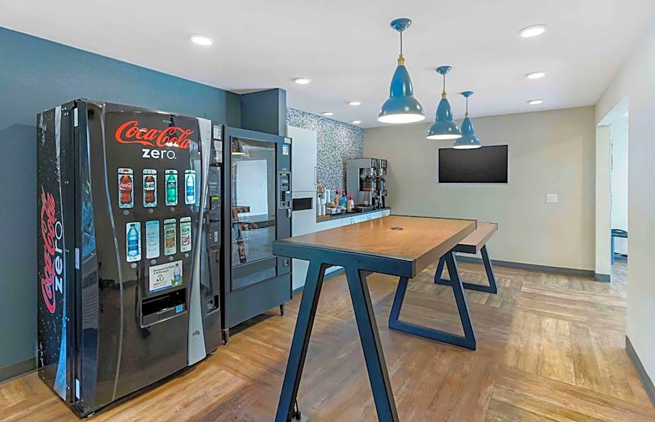 Extended Stay America Suites - San Francisco - San Mateo - SFO