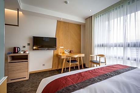 Superior Queen Room