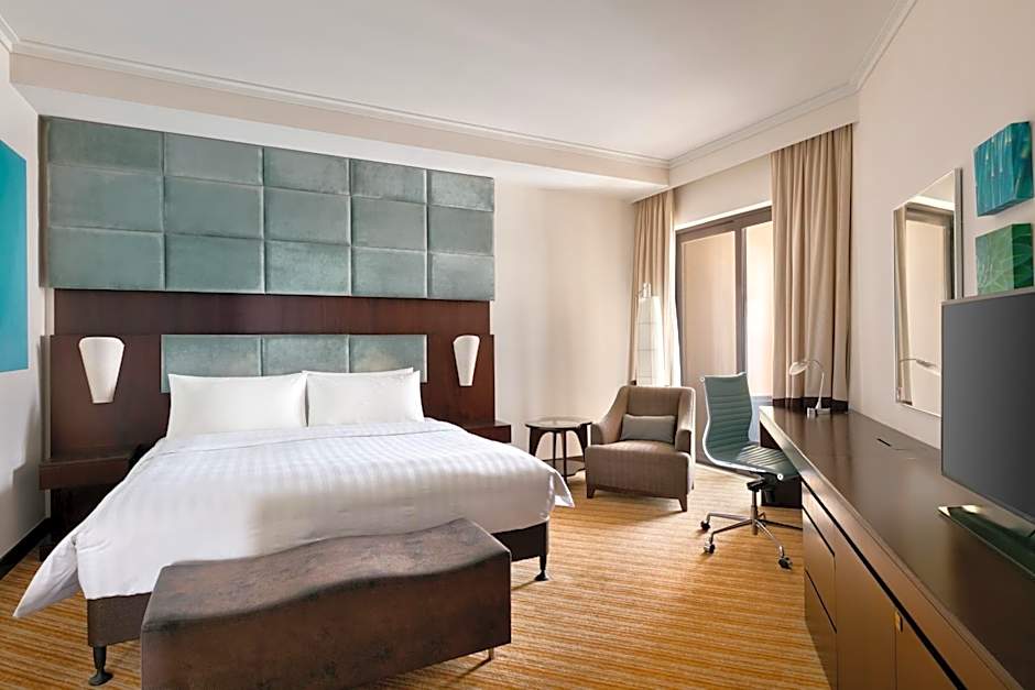 Traders Hotel, Abu Dhabi