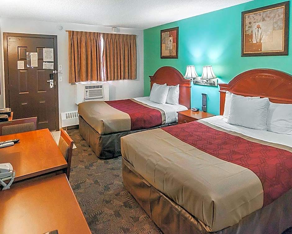 Econo Lodge Inn & Suites Drumheller
