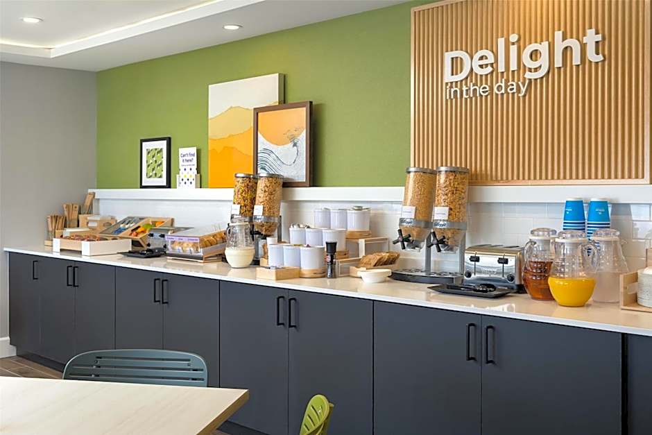 Spark by Hilton Woodstock