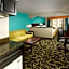 Holiday Inn Express & Suites DFW Airport - Grapevine By IHG