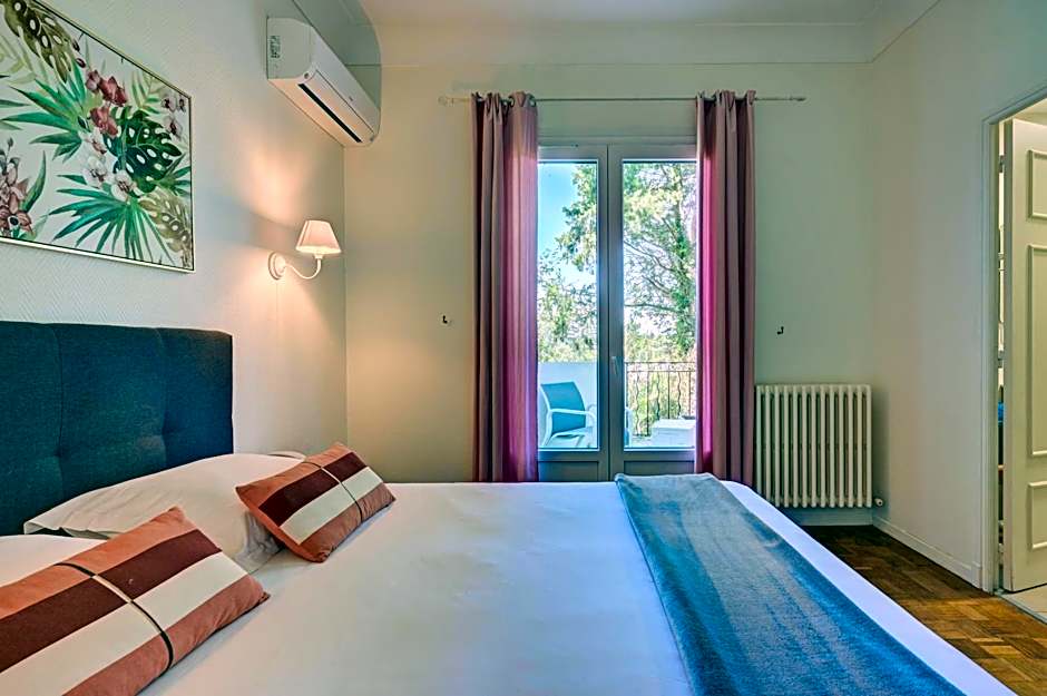 Hotel Le Blason de Provence