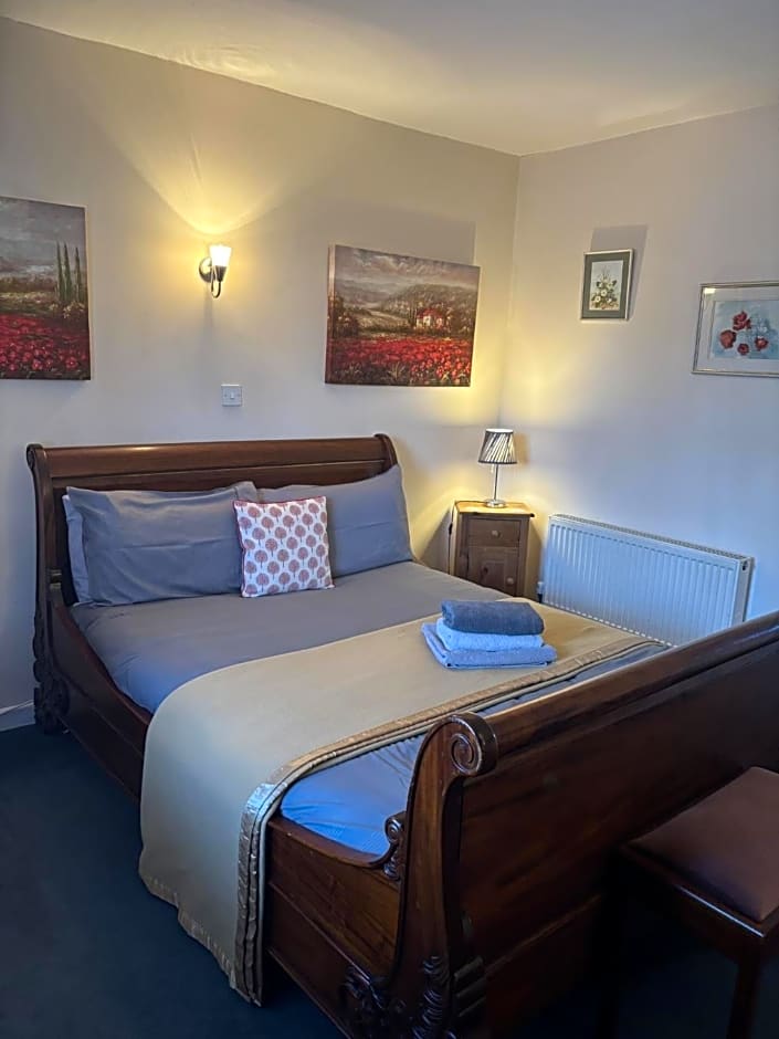 The Half Moon Inn Rushall IP21 4QD