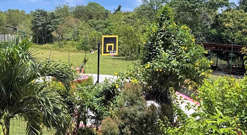 Villa Lourdes Resort