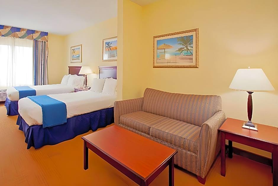 Holiday Inn Express Hotel & Suites Panama City-Tyndall By IHG