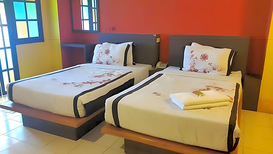 Bangkok Travel Suites Hotel