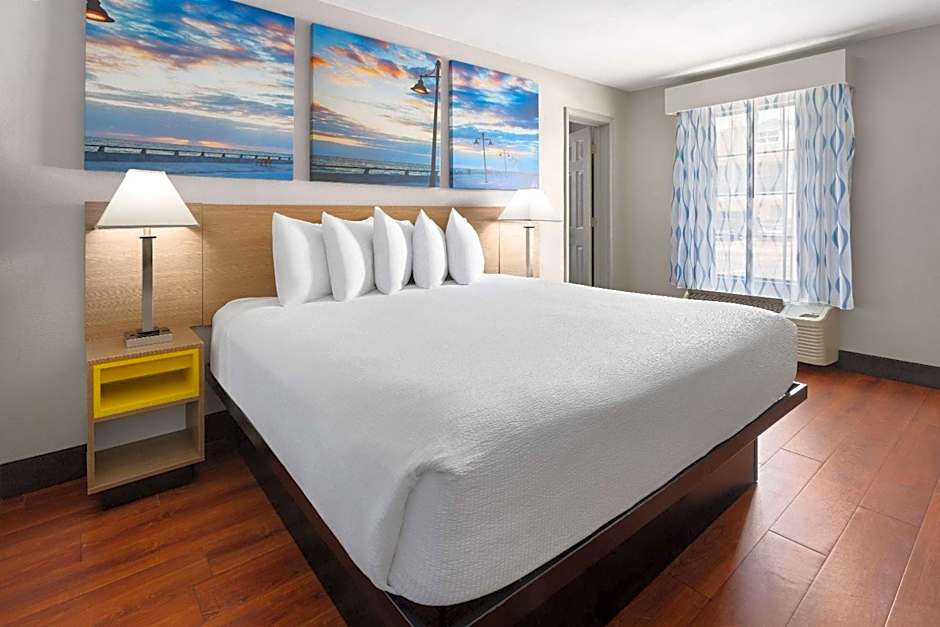 Days Inn by Wyndham Americus