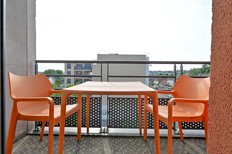 Comfort Aparthotel Versailles, St Cyr l&#x27;Ecole
