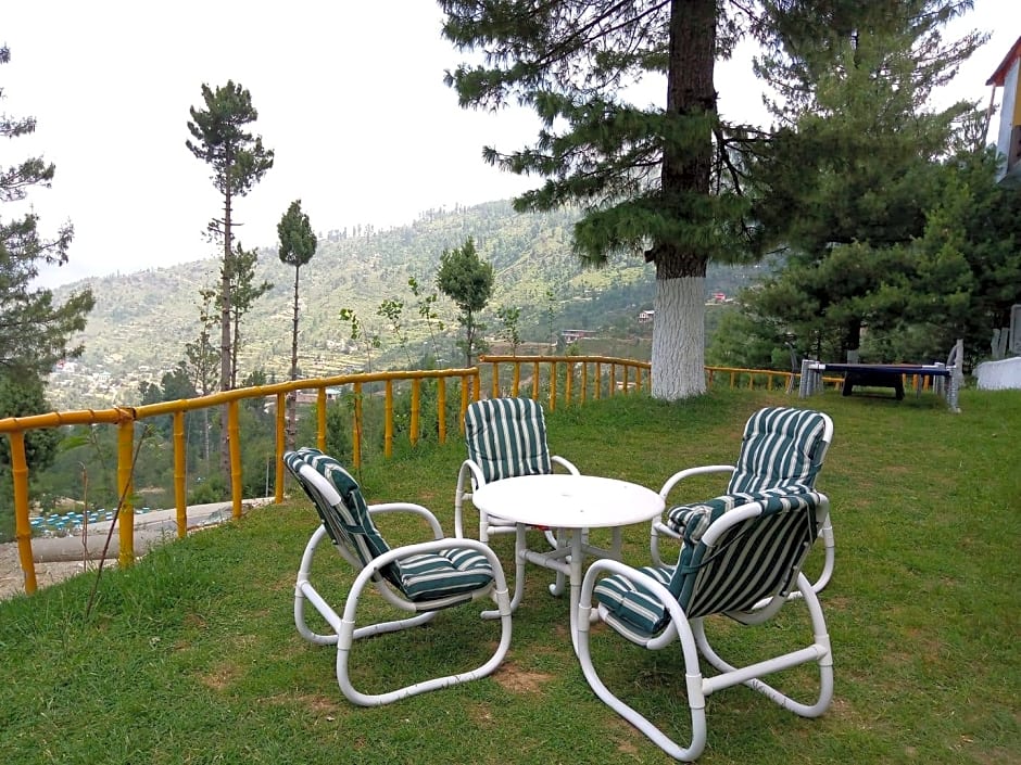 Hotel Eagle Nest Malam Jabba 