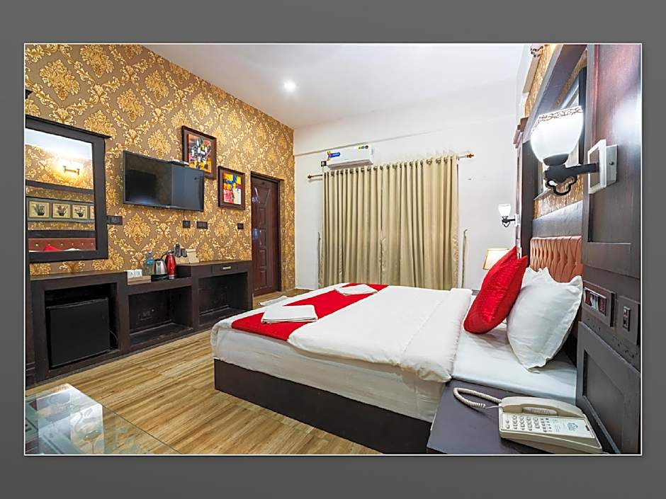 Periyar Mountain Palace by Thavika, Thekkady