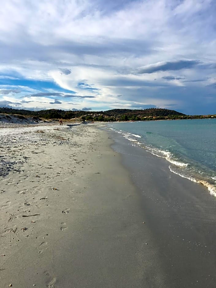 Camera vista mare, ingresso indipendente in" Villa VìVì"