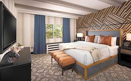 Luxe Lodge Suite