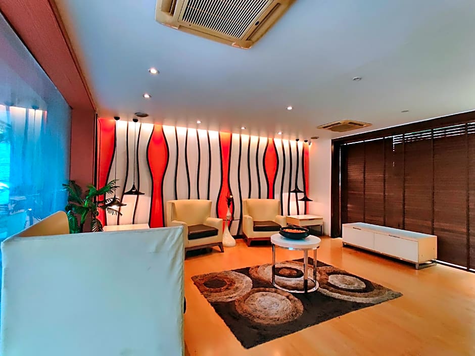 Citrus Hotel Lonavala