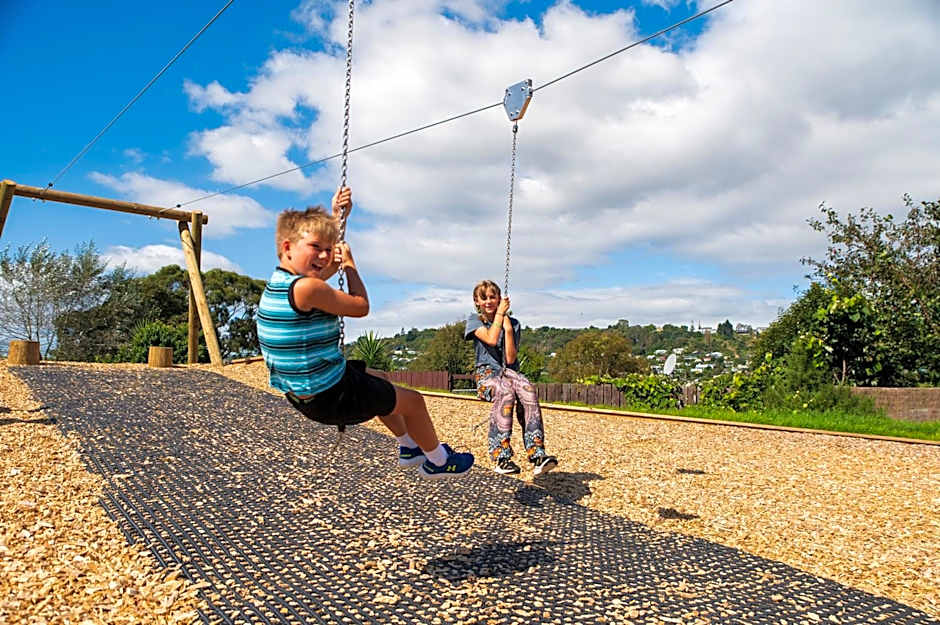 Tāhuna Beach Holiday Park