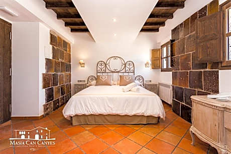 Queen Room - Disability Access