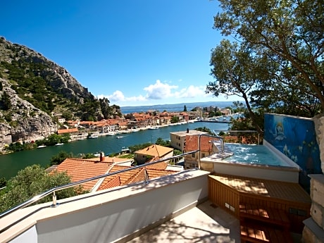 Executive Double Room with Balcony and Sea View