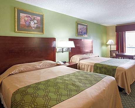 2 Queen Beds Nonsmoking Accessible