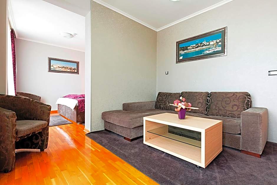 Garni Hotel Nevski