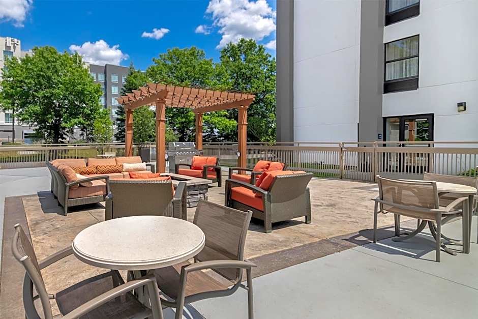 Hampton Inn Albany-Wolf Road (Airport)