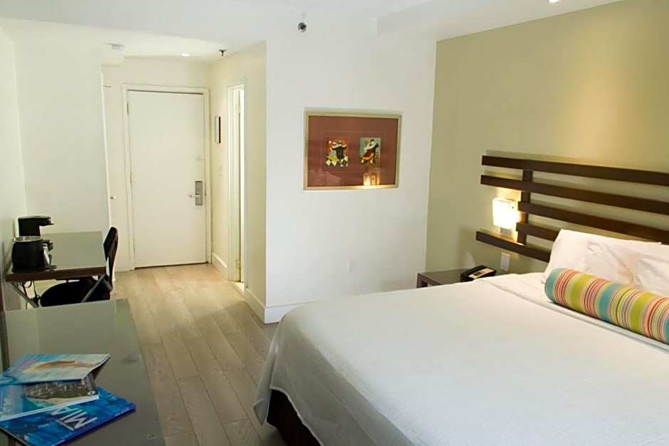 Dorchester Hotel & Suites