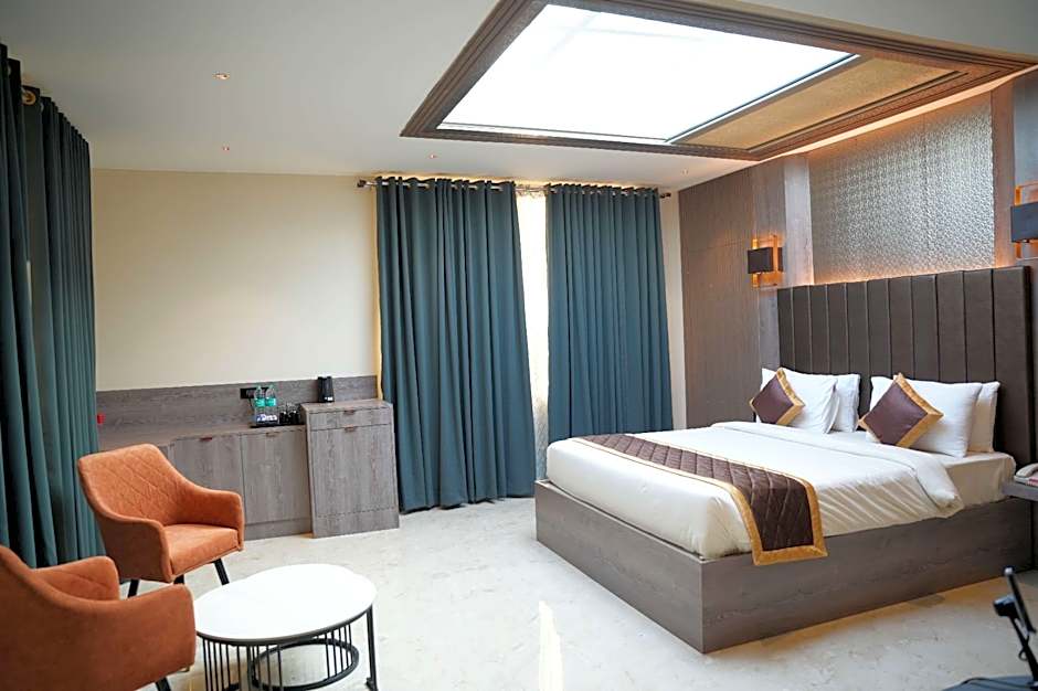 Srinivas Saffron Hotel