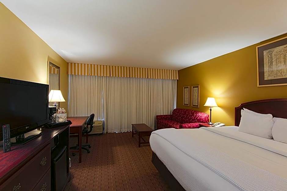 MCM Elegante Hotel & Suites Lubbock