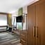 Holiday Inn Express & Suites Ludington By IHG