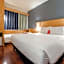 Ibis Joinville