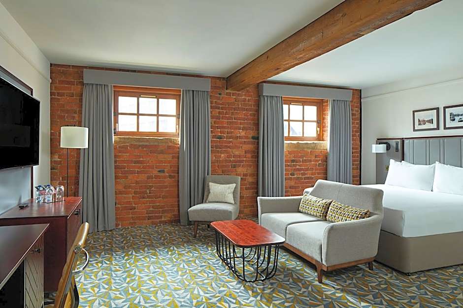 Manchester Marriott Victoria & Albert Hotel