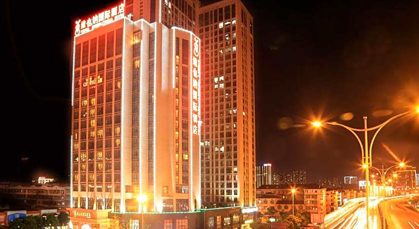 Vienna International Hotel Changsha Yuelushan West Bus Metro Station