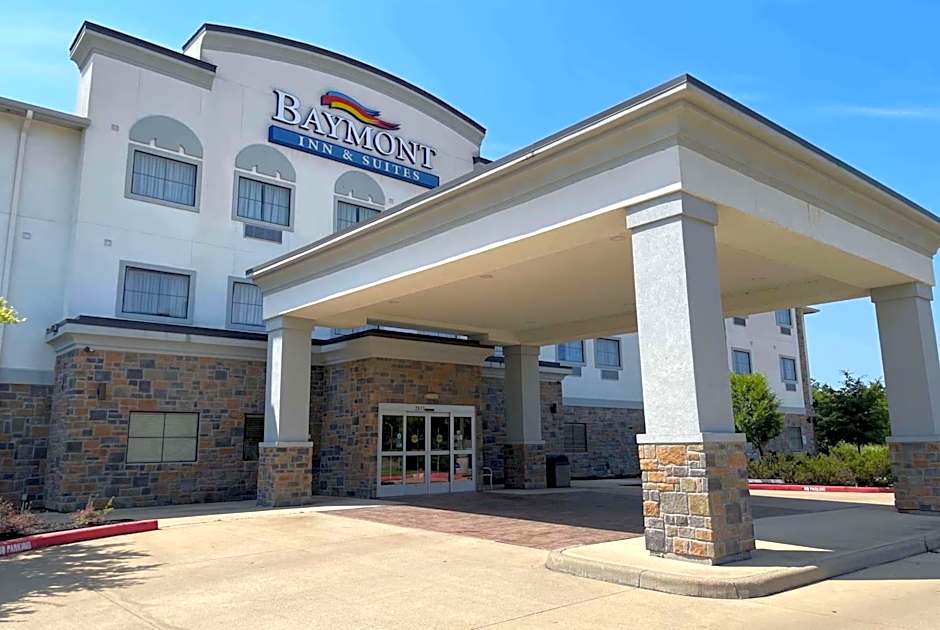 Baymont by Wyndham College Station