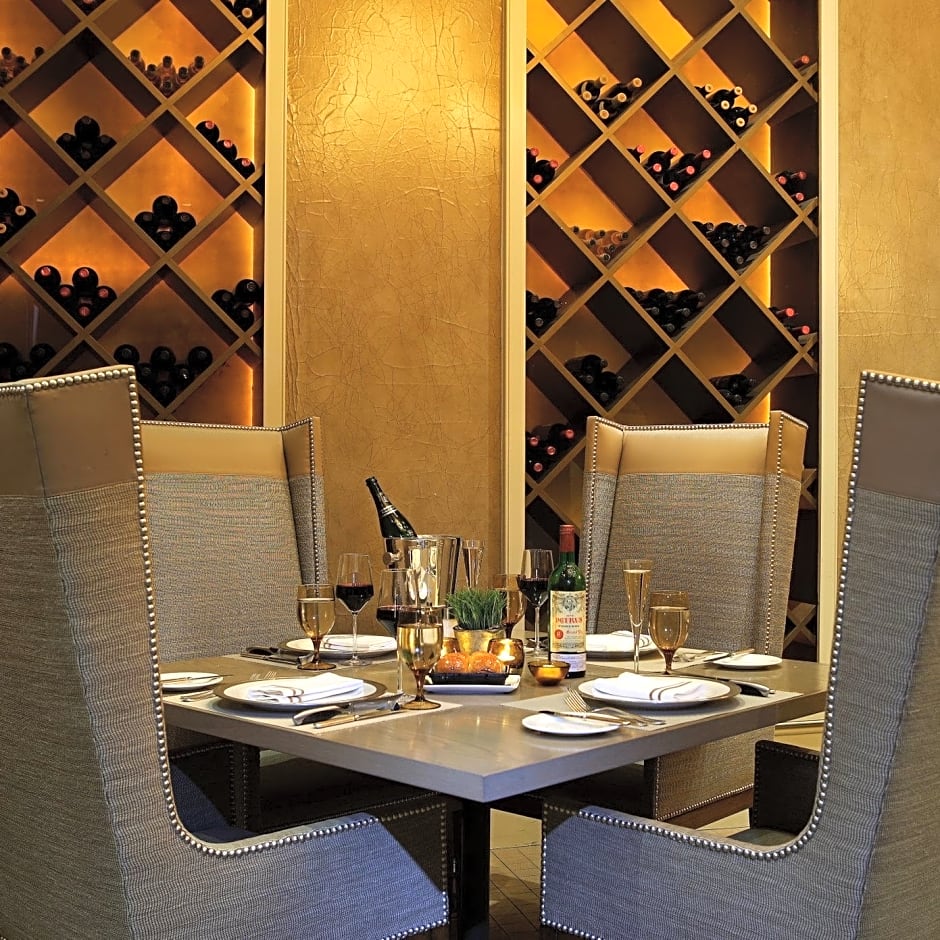 Fifteen Beacon Hotel