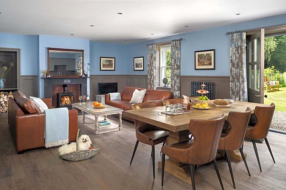 Meikleour Arms Hotel & Restaurant