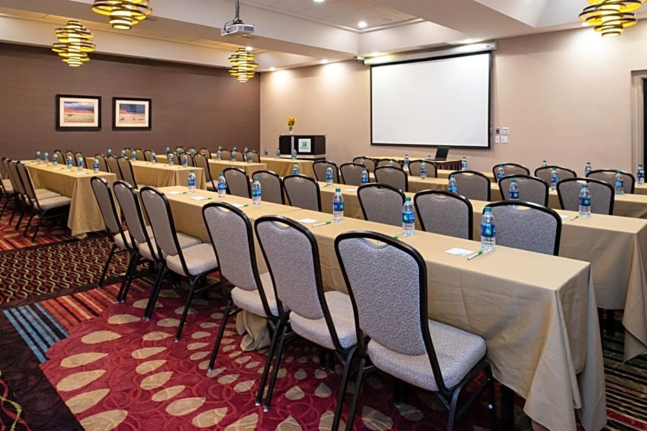 The Holiday Inn Amarillo West Medical Center, an IHG Hotel